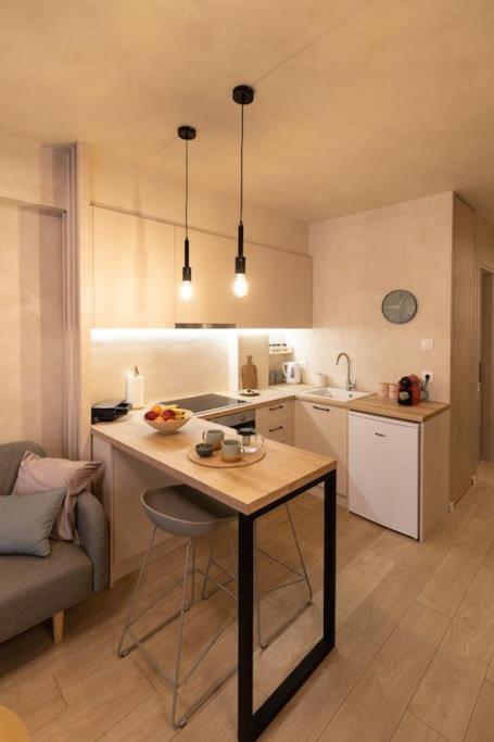 Apo-Zachari Elegant Apartment Лариса Экстерьер фото